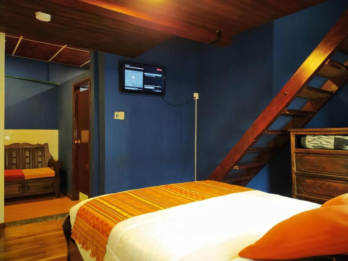Hostal La Casa Tolena Quito - Ecuador Otel Dış mekan fotoğraf