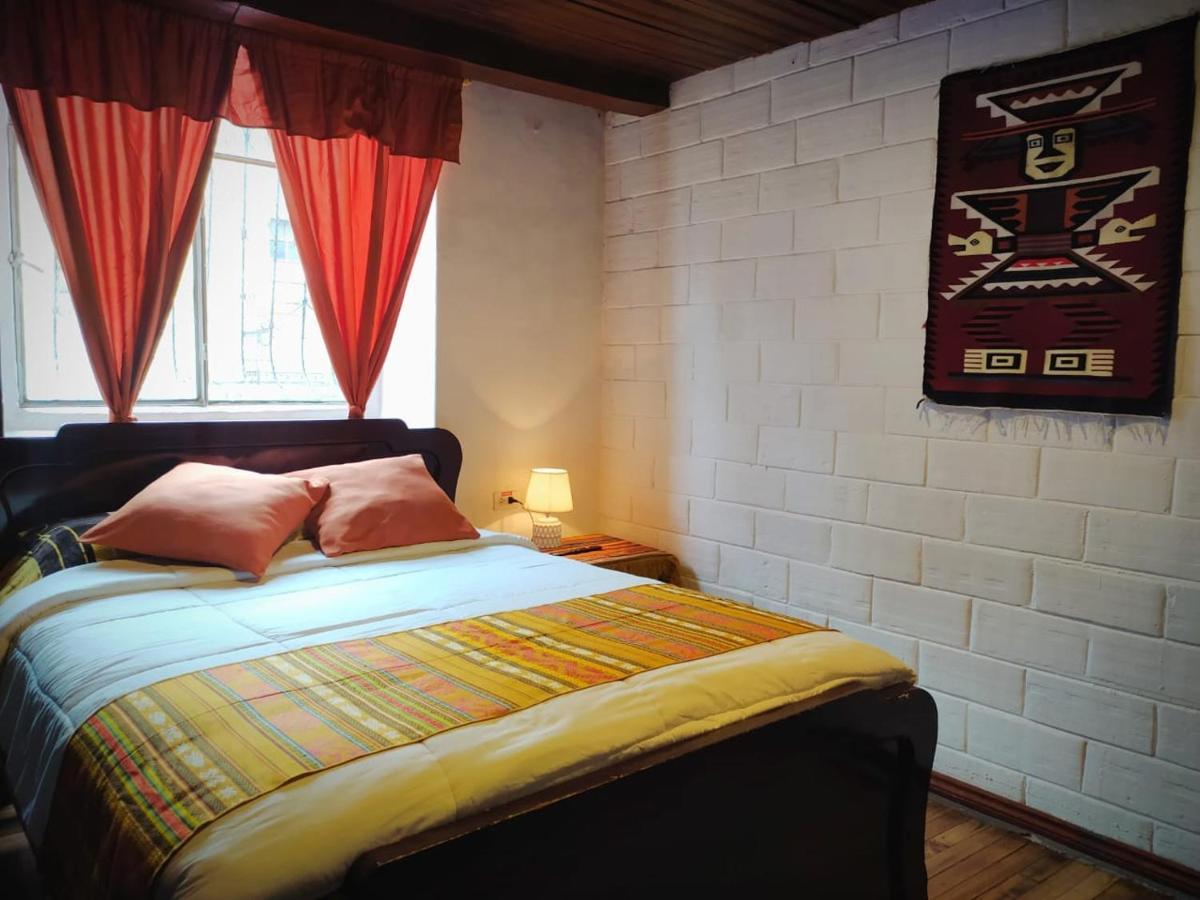 Hostal La Casa Tolena Quito - Ecuador Otel Dış mekan fotoğraf