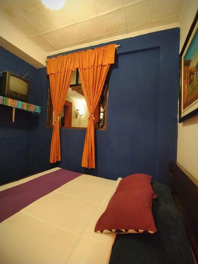 Hostal La Casa Tolena Quito - Ecuador Otel Dış mekan fotoğraf