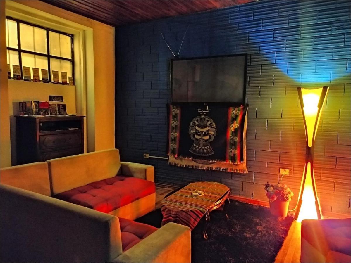 Hostal La Casa Tolena Quito - Ecuador Otel Dış mekan fotoğraf