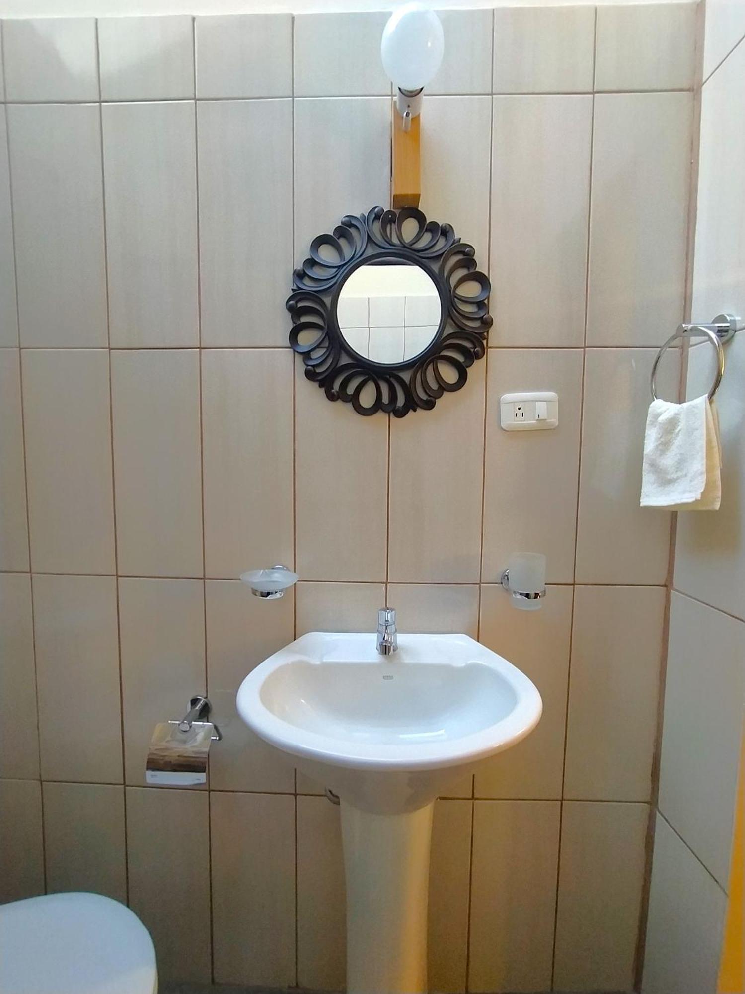 Hostal La Casa Tolena Quito - Ecuador Otel Dış mekan fotoğraf